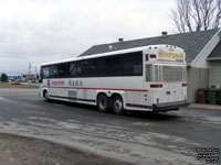 Autobus Drummondville - Bourgeois Tours 03055 (ex-Golden Arrow 247)