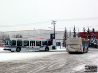 Calgary Transit 7752 - 2001 New Flyer D40LF