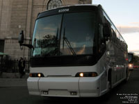 Coach Canada - Connaisseur 83558 - 1999 MCI 102EL3 (Gray Line Montreal)