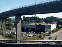 Coach Canada - Autobus Connaisseur Montreal garage