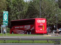 Coach Canada - Trentway-Wagar 89012 - 2011 MCI J4500 (Safeway Tours)