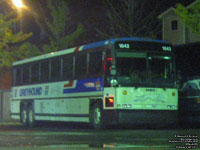 Greyhound Canada 1042 (1998 MCI 102DL3)