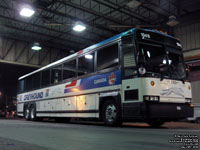 Greyhound Canada 1049 (1998 MCI 102DL3)