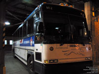 Greyhound Canada 1052 (1998 MCI 102DL3)