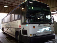 Greyhound Canada 1058 (1998 MCI 102DL3)