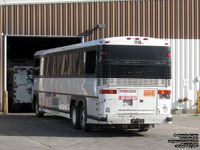 Greyhound Canada 1116 (2000 MCI 102DL3)