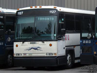 Greyhound Canada 1127 (2000 MCI 102DL3)