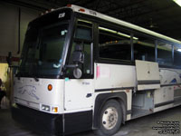 Greyhound Canada 1138 (2001 MCI D4500)