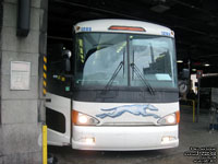 Greyhound Canada 1289 (2006 MCI D4505)