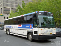 Greyhound Canada 1041 (1998 MCI 102DL3)