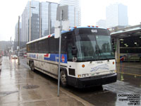 Greyhound Canada 1045 (1998 MCI 102DL3)