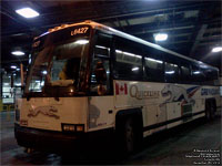 Greyhound Canada L6427 (1999 MCI 102DL3)