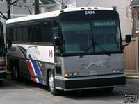 Voyageur Colonial 2454 - Greyhound scheme (1992 MCI 102B3)