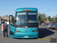 Preference 6735 - 2005 MCI J4500