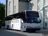 A-Z Bus Tours - Tai-Pan Tours 3761 - 2000 Prevost H3-45