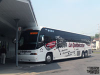 La Quebecoise 1057 - Navette interurbaine - 2010 MCI J4500