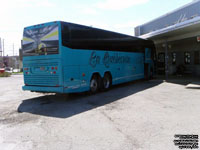 La Quebecoise 9881 - 1998 Prevost H3-45