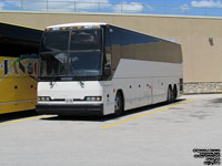 A-Z Bus Tours - Tai-Pan Tours 3653 - 2000 Prevost H3-45