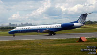 United Express - Embraer ERJ-145-LR - N271SK