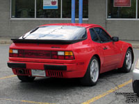 Porsche 944