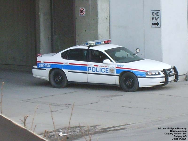 http://www.barraclou.com/photo/automobiles/police/calgary1444.jpg