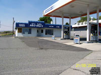 Dead Gas Station, Coulee City,WA