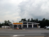 Shell gas station in Laval,QC