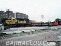 ATSF 2324 - GP38 (To BNSF 2213, nee ATSF 3524)