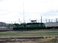 BNSF 3461 - SW15 (nee BN 315) and BNSF 2322 - GP38-2 (ex-BN 2322, nee SLSF 467)