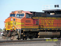 BNSF 4666 - C44-9W