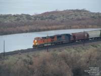 BNSF 5237 - C44-9W & CSXT 4615 - C44-9W