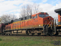 BNSF 7334 - ES44C4