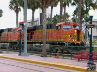 BNSF 7703 - ES44DC