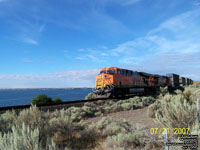 BNSF 7770 - ES44DC (new logo)