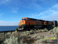 BNSF 7770 - ES44DC (new logo)