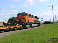 BNSF 7883 - ES44DC