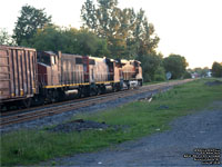 BNSF 7883 - ES44DC