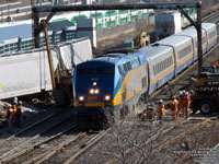 Via Rail 900 (P42DC / Genesis) in Pickering,ON