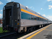 Via Rail 4112 (4100-serie Stainless steel coach: 74 seats) (ex-AMTK 3852, nee SOU 952)