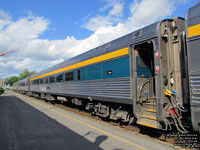 Via Rail 4114 (4100-serie Stainless steel coach: 74 seats) (ex-AMTK 3854, nee SOU 954)