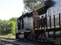 CSXT 8095 - SD40-2 (ex-SBD 8095, L&N 8095)