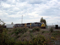 CSXT 8769 - SD60M (ex-CR 5534) & 9027 - Dash 9-40CW