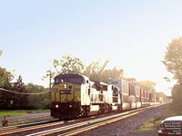 An eastbound CSXT hot shot in Gary,IN