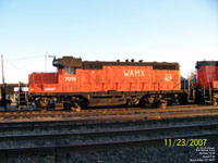 WAMX 7015 - GP7u (ex-EIRR 1004, ex-SEKR 1004, ex-WATX 1004, ex-ATSF 2214:2, nee ATSF 2748)