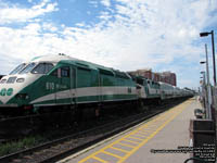 GO Transit 610 - MPI MP40PH-3C