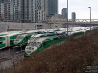 GO Transit 619 and 621 - MPI MP40PH-3C