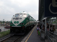 GO Transit 638 - MPI MP40PH-3C