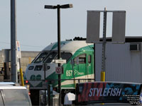 GO Transit 657 - MPI MP40PH-3C