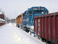 LLPX 2260 (on SLR) - GP38-2 (ex-IC 3113, exx-ICG 3025, nee IC 3025)