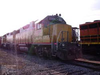 LLPX 2304 (on QGRY) - GP38-2 (ex-UP 413, exx-EMDX 746, exxx-CR 7946, nee PC 7946)